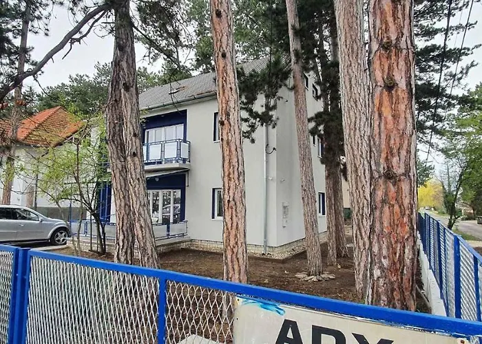 In - Balaton 44083 שיופוק