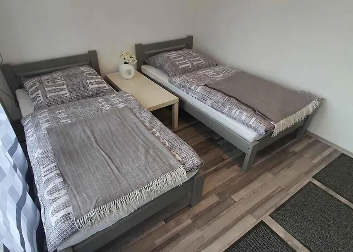 In - Balaton 44083 דירה *